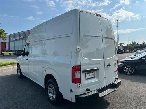 2021 Nissan NV Cargo NV2500 HD SV V6