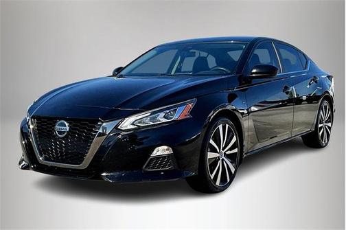 2021 Nissan Altima SR FWD