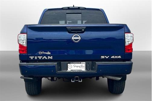 2024 Nissan Titan SV