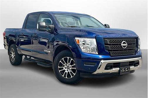 2024 Nissan Titan SV