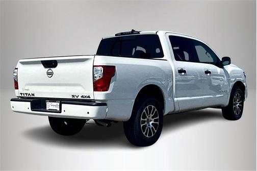 2024 Nissan Titan SV