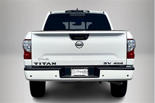 2024 Nissan Titan SV