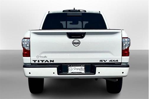 2024 Nissan Titan SV