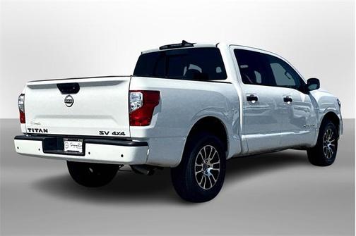 2024 Nissan Titan SV