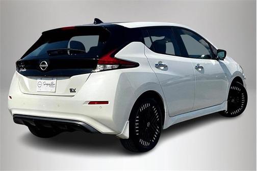 2024 Nissan Leaf SV PLUS
