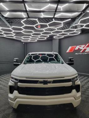 Summit White 2022 Chevrolet Silverado 1500 RST
