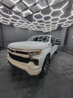 Summit White 2022 Chevrolet Silverado 1500 RST