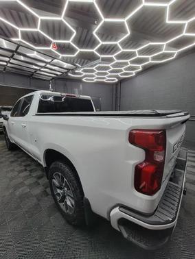Summit White 2022 Chevrolet Silverado 1500 RST