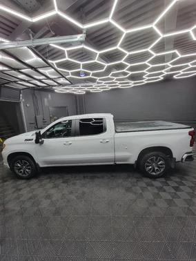 Summit White 2022 Chevrolet Silverado 1500 RST