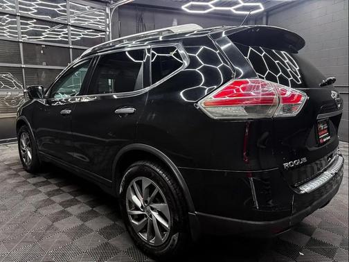 Super Black 2014 Nissan Rogue SL