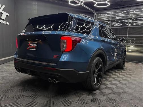 Blue Metallic 2020 Ford Explorer ST