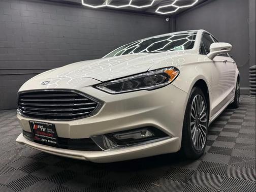 White 2018 Ford Fusion Titanium