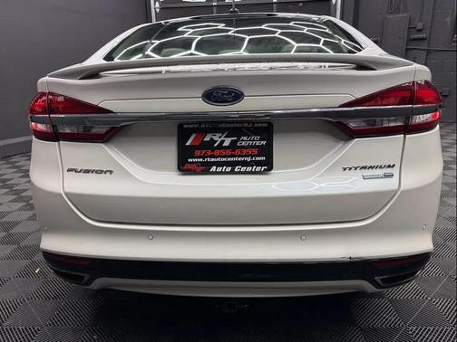 White 2018 Ford Fusion Titanium