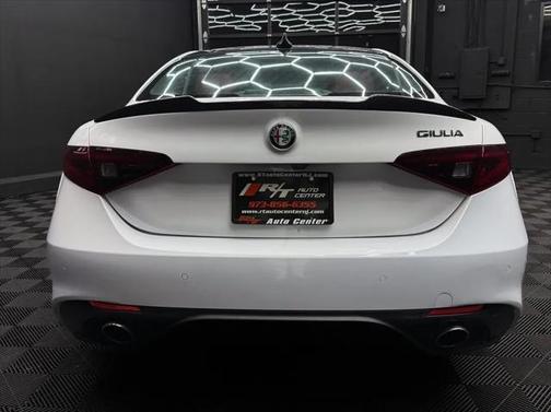 2019 Alfa Romeo Giulia Ti Sport