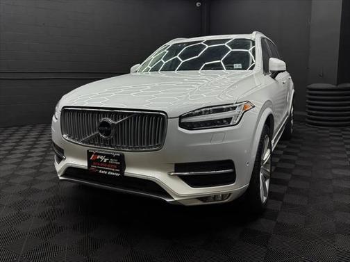 2019 Volvo XC90 T6 Inscription