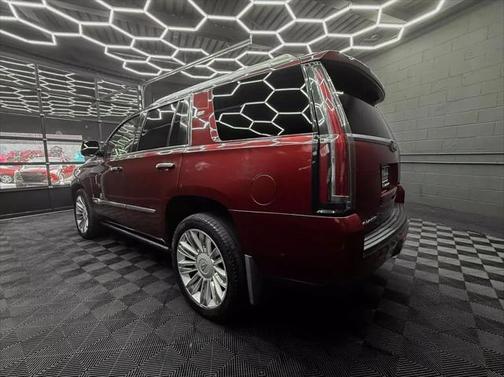 2016 Cadillac Escalade Platinum
