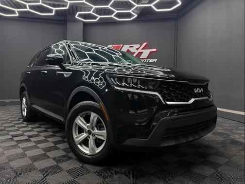 Ebony Black 2023 Kia Sorento LX