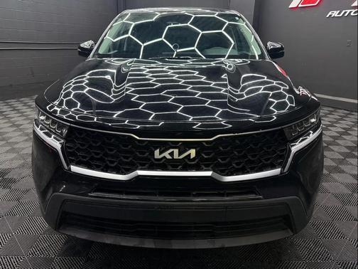 Ebony Black 2023 Kia Sorento LX