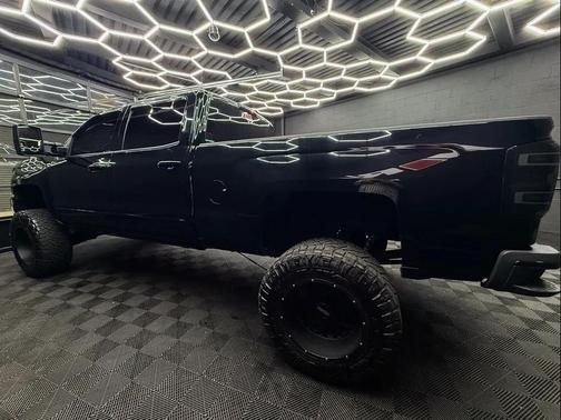Black 2018 Chevrolet Silverado 2500 LT