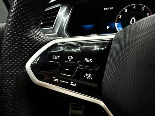 2023 Volkswagen Tiguan 2.0T SE R-Line Black 4MOTION