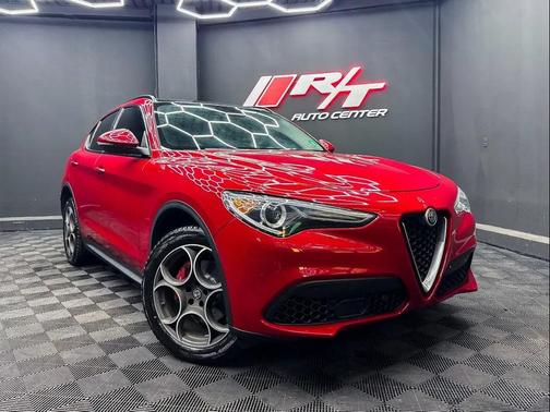 Alfa Rosso 2018 Alfa Romeo Stelvio Sport