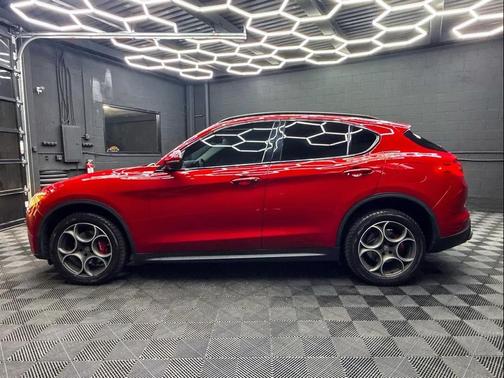 Alfa Rosso 2018 Alfa Romeo Stelvio Sport