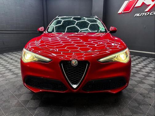 Alfa Rosso 2018 Alfa Romeo Stelvio Sport