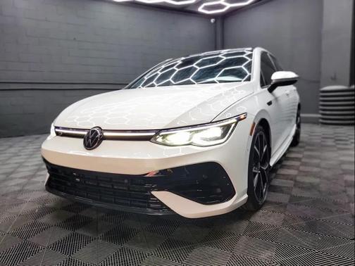 Pure White 2022 Volkswagen Golf R 2.0T Manual