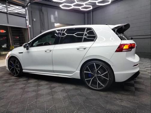 Pure White 2022 Volkswagen Golf R 2.0T Manual