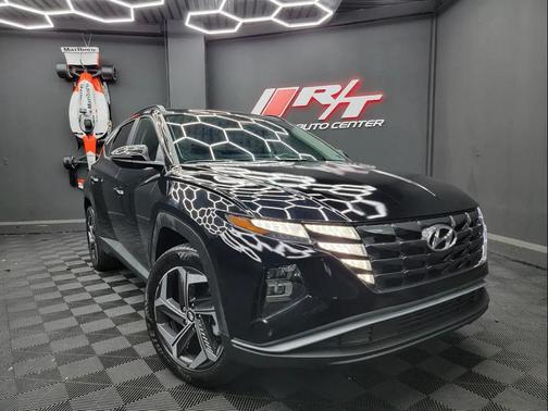 Phantom Black 2022 Hyundai TUCSON SEL