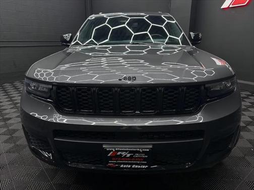2022 Jeep Grand Cherokee L Altitude