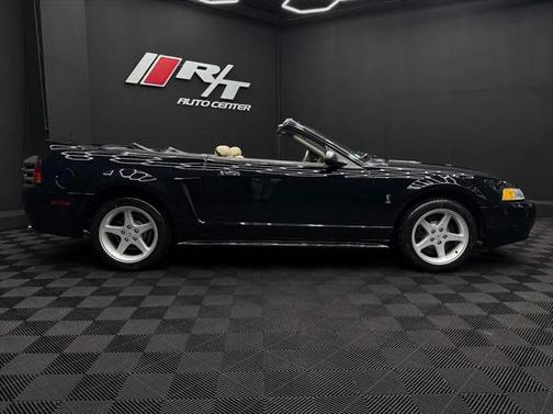 1999 Ford Mustang SVT Cobra