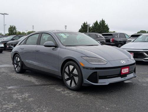 2025 Hyundai IONIQ 6 SE