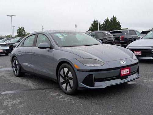 2025 Hyundai IONIQ 6 SE