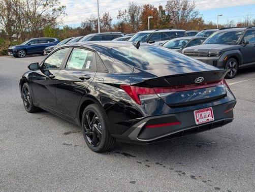 2026 Hyundai ELANTRA HEV SEL Sport