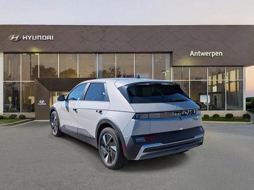 2026 Hyundai IONIQ 5 SEL