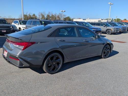 2026 Hyundai ELANTRA HEV SEL Sport