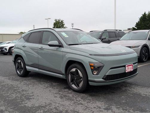 2025 Hyundai KONA EV SEL