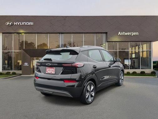2023 Chevrolet Bolt EUV LT