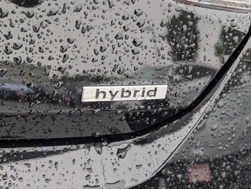 2025 Hyundai ELANTRA HEV SEL Sport