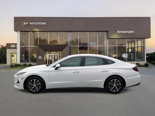 2021 Hyundai SONATA Hybrid Blue