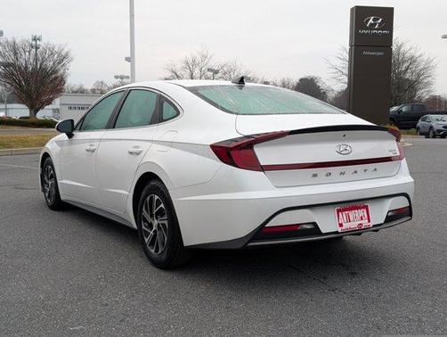 2021 Hyundai SONATA Hybrid Blue