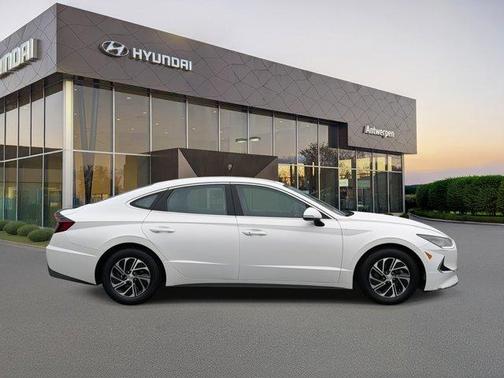 2021 Hyundai SONATA Hybrid Blue