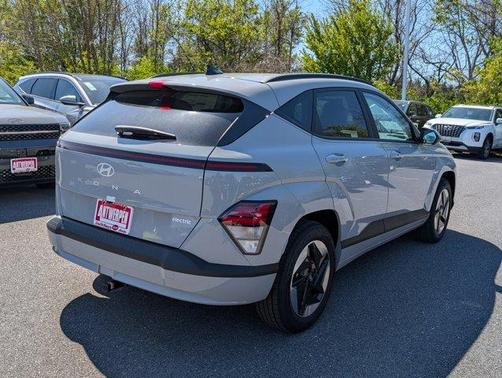 2025 Hyundai KONA EV SEL