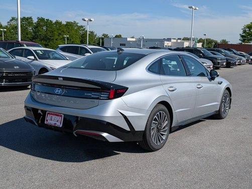 2025 Hyundai SONATA Hybrid SEL