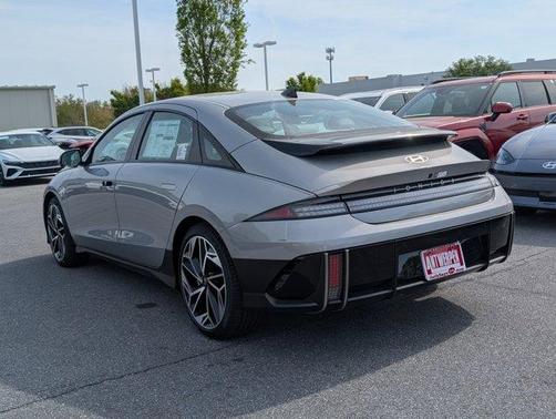 2025 Hyundai IONIQ 6 Limited