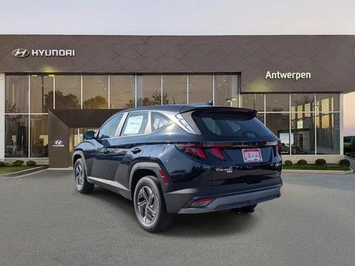 2026 Hyundai TUCSON Hybrid Blue SE