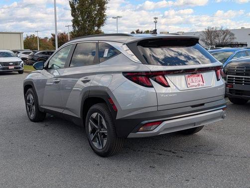 2026 Hyundai TUCSON Hybrid SEL
