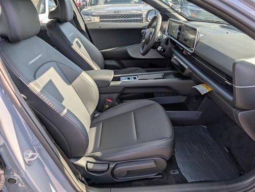 2025 Hyundai IONIQ 6 SEL
