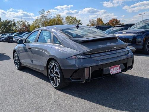 2025 Hyundai IONIQ 6 SEL